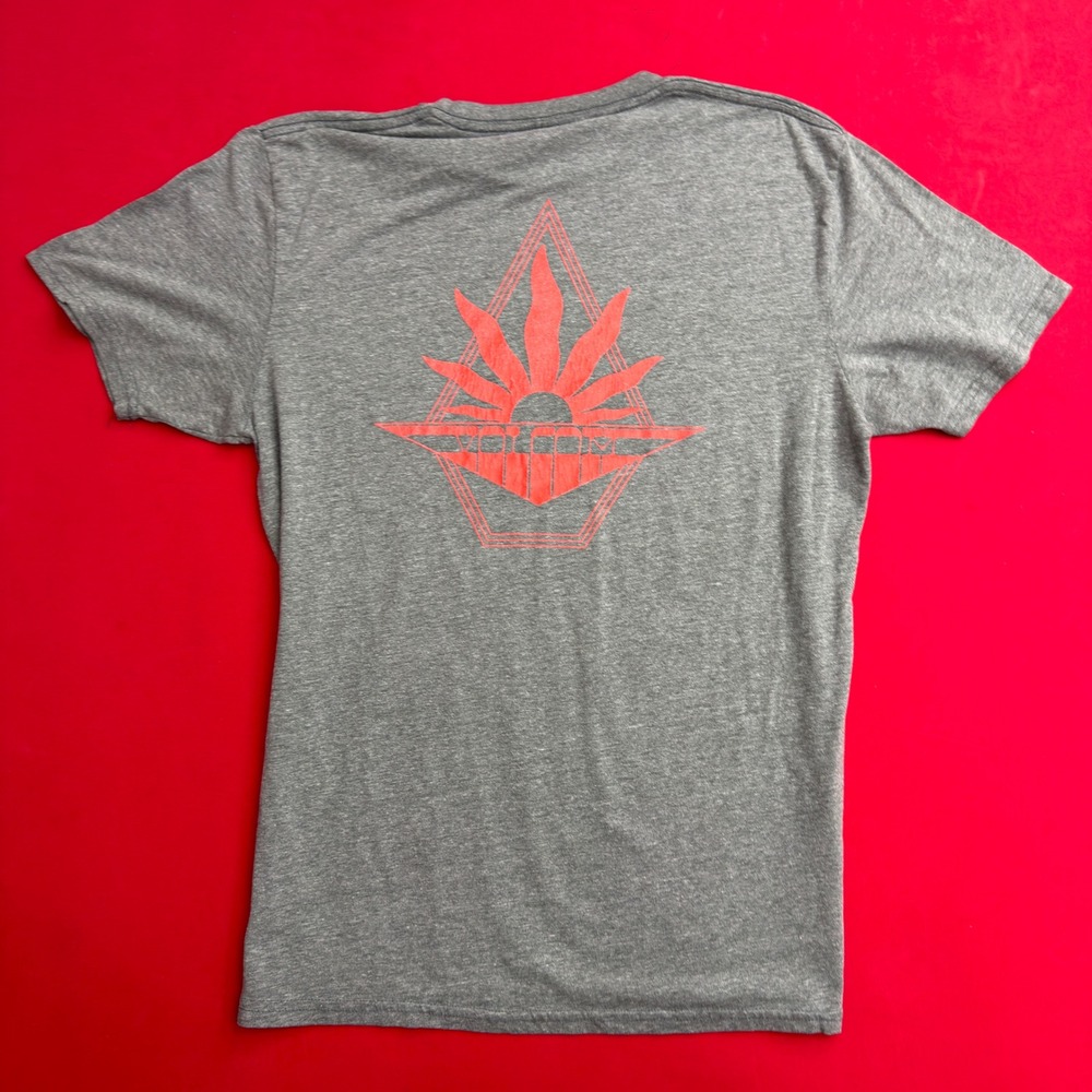 Volcom Mens Graphic T-Shirt Gray skater Orange Sunburst Logo Skate Tee Large y2k
